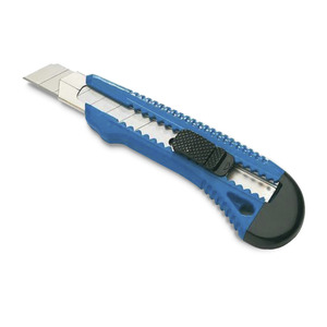 CUCHILLA PLASTICA EAGLE 18MM GUIA DE METAL CUCHILLA PLASTICA EAGLE 18MM GUIA DE METAL