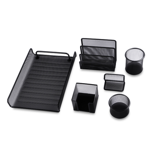 SET DE MESH NEGRO (INCLUYE BANDEJA, PORTA CLIP, PORTA TARJETAS, PORTA NOTAS, PORTA LÁPICES, ORGANIZADOR) SET DE MESH NEGRO (INCLUYE BANDEJA, PORTA CLIP, PORTA TARJETAS, PORTA NOTAS, PORTA LÁPICES, ORGANIZADOR)