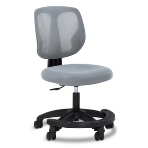 SILLA CON RESPALDO DE MESH Y APOYA PIES SILLA CON RESPALDO DE MESH Y APOYA PIES